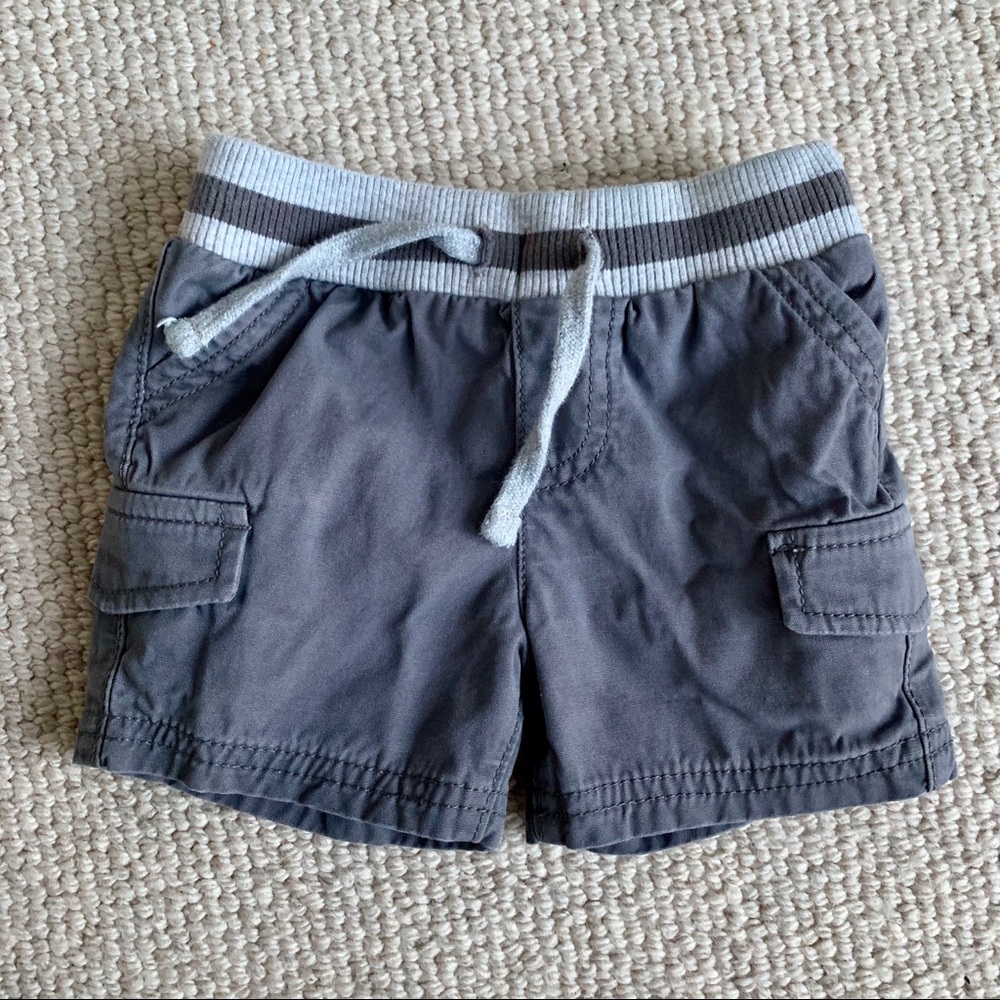 Tucker & Tate cargo shorts - size 6M